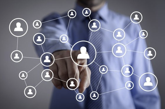 HR professionals networking and connecting